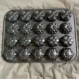 Nordic ware 20 mimi flowers cake pan